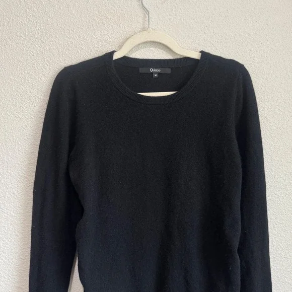 Quince Womens Black 100% Cashmere Ruched Side Crew Neck Sweater Size M Minimal - Picture 2 of 10